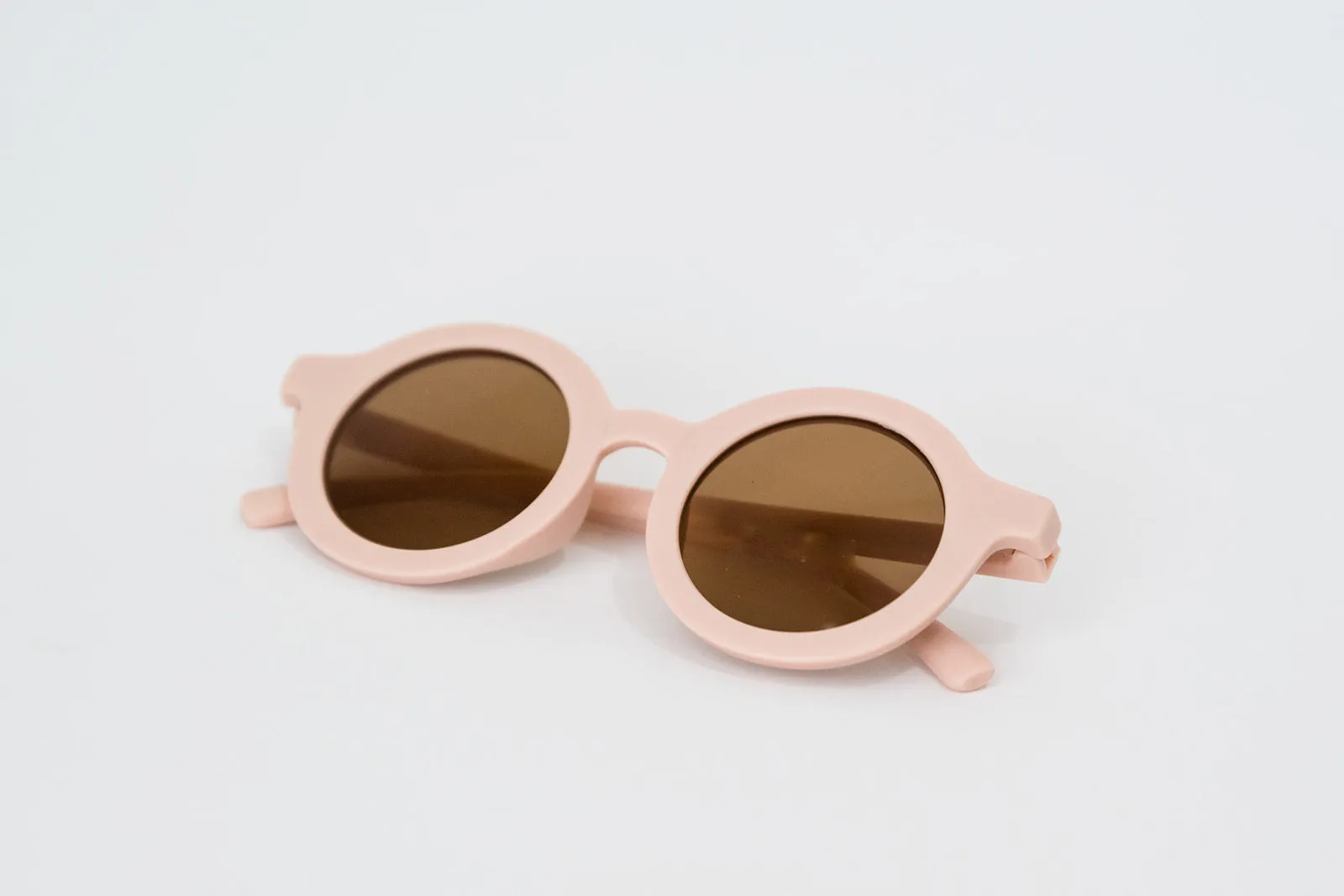 Babeehive Goods Toddler & Kid Retro Sunglasses - Pink